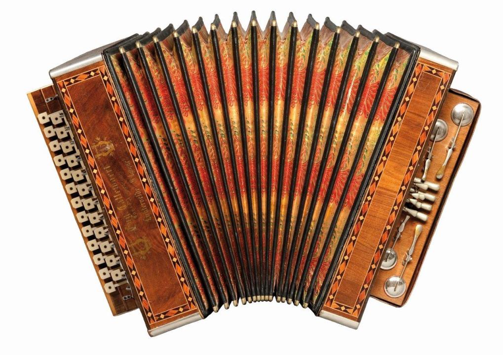 Accordéon bisonore, Eugène Callewaert, Lichtervelde, Flandre occidentale, 1928, inv. 1993.009