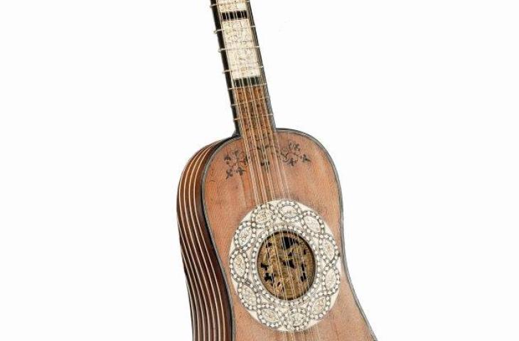 Guitar, Matteo Sellas, Venice, 1630-1640, inv. 0550