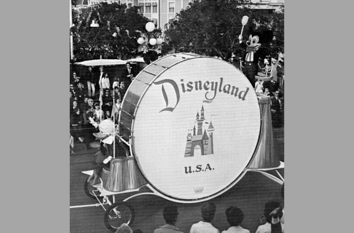 Big Bass Drum at Disneyland (United-States, 1960’s), tweet by MagiclandPark, 2017